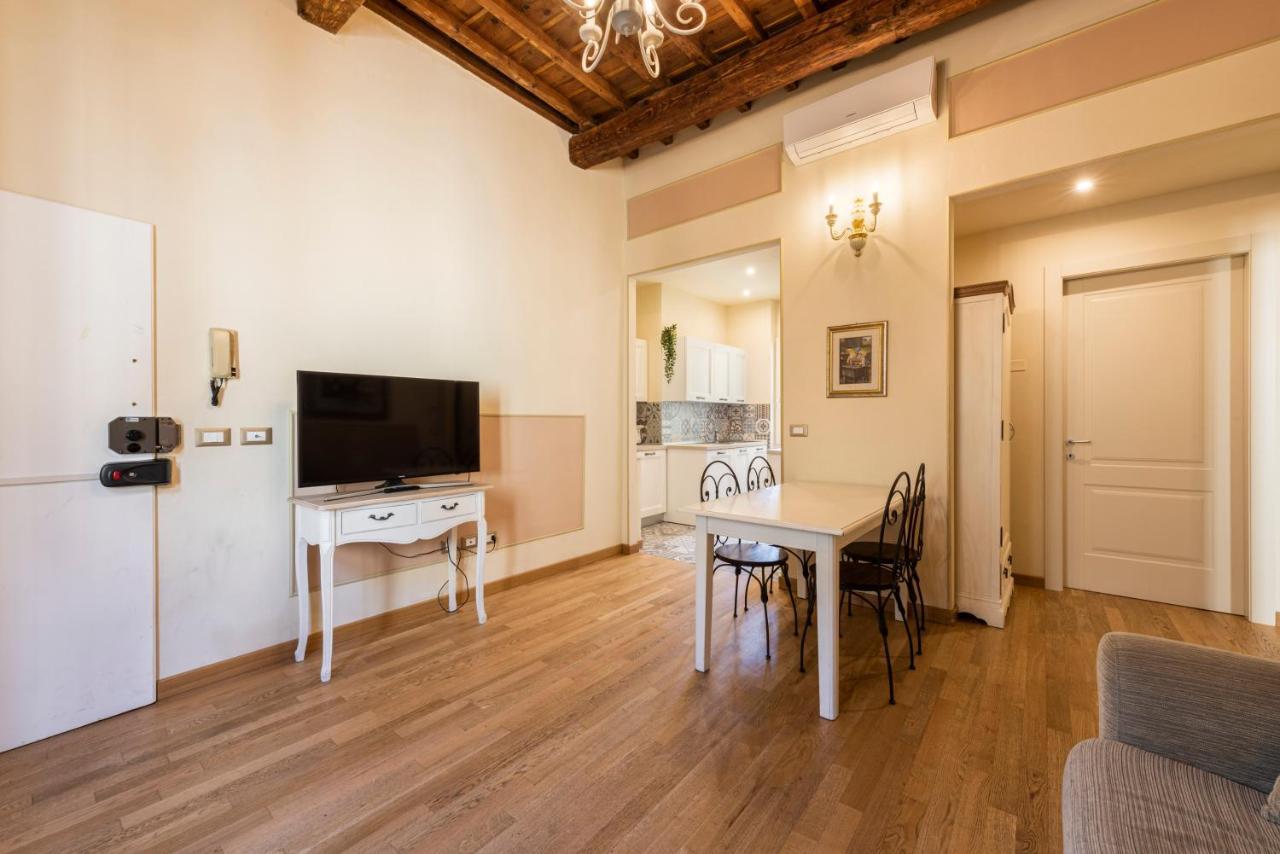 Botticelli By Mmega Apartment Firenze Bagian luar foto
